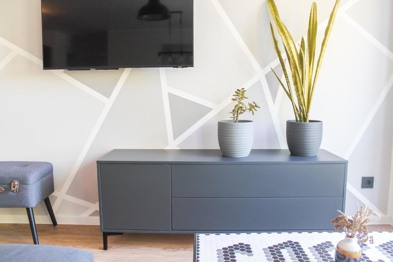 New York Apartment - Fuer Freunde & Familien, Stadtnah, Parkplatz, E-Ladestation, Gitterbox Fuer Fahrraeder, Fitnessstudio, Digitale Gaestemappe Mit Restaurant- Und Unternehmenstipps Кобленц Екстериор снимка