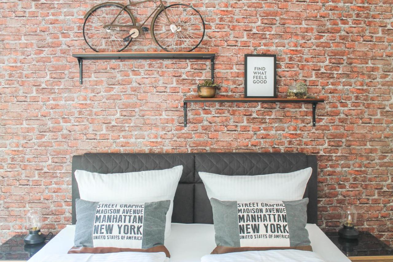 New York Apartment - Fuer Freunde & Familien, Stadtnah, Parkplatz, E-Ladestation, Gitterbox Fuer Fahrraeder, Fitnessstudio, Digitale Gaestemappe Mit Restaurant- Und Unternehmenstipps Кобленц Екстериор снимка