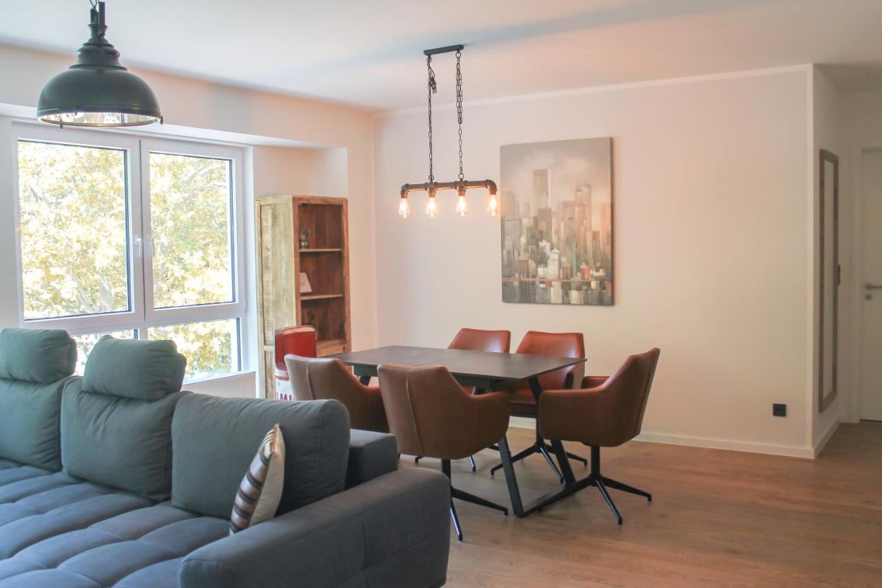 New York Apartment - Fuer Freunde & Familien, Stadtnah, Parkplatz, E-Ladestation, Gitterbox Fuer Fahrraeder, Fitnessstudio, Digitale Gaestemappe Mit Restaurant- Und Unternehmenstipps Кобленц Екстериор снимка